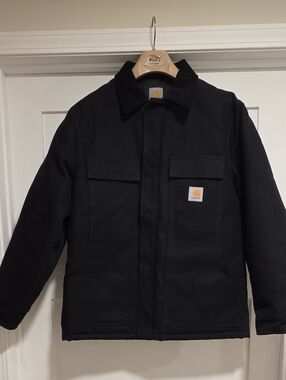 Carhartt Firm Duck Traditional Coat **Like New Condition**, Black, Size M